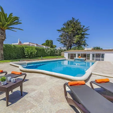 Pinehill By Villa