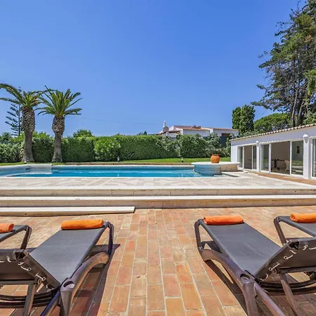 Villa Pinehill By *